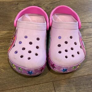 Crocs Rainbow Heart Band Lights Clogs Girls Size C9